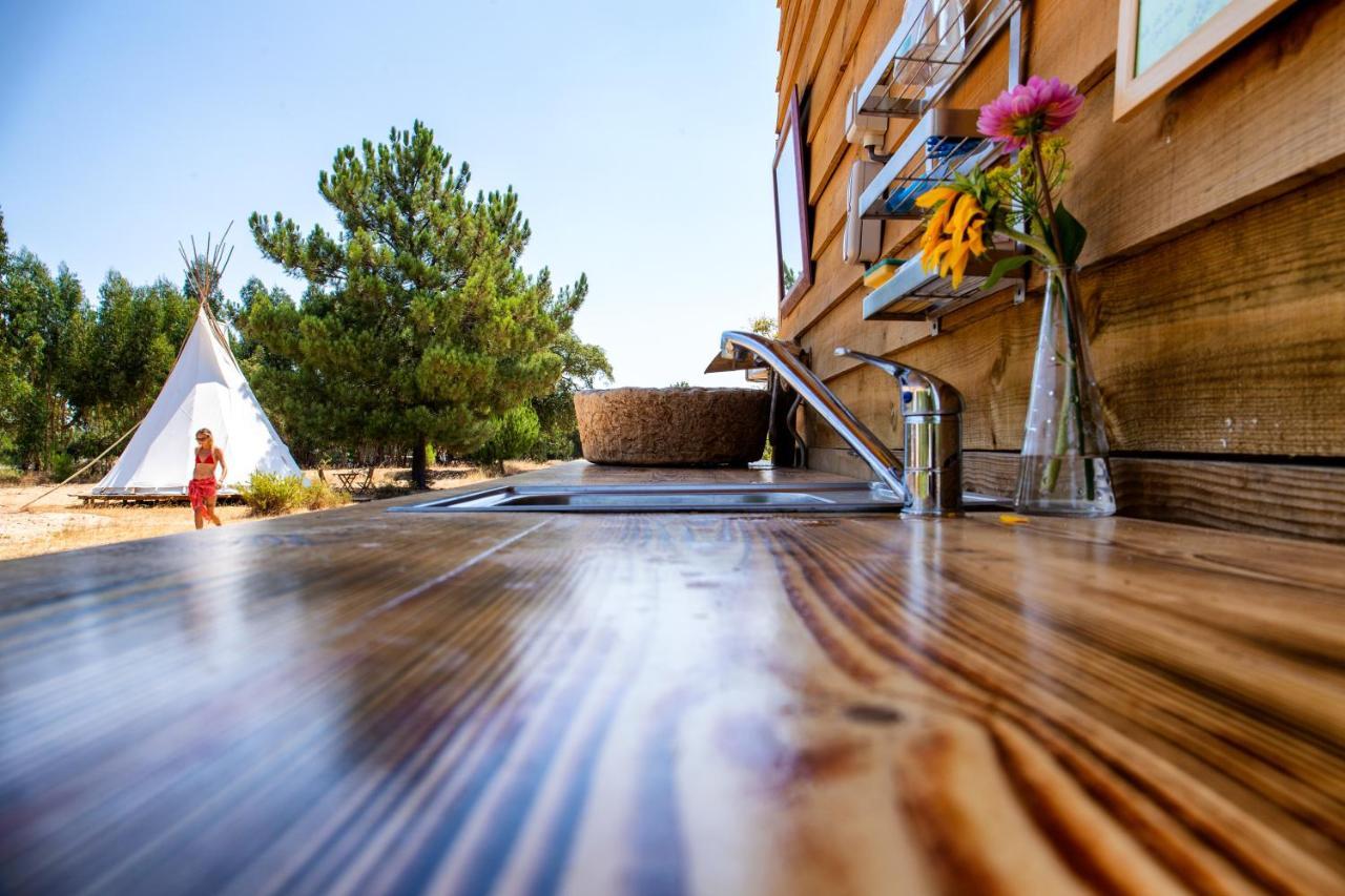 Goodmuda Tipi'S Hotel Grandola Exterior photo